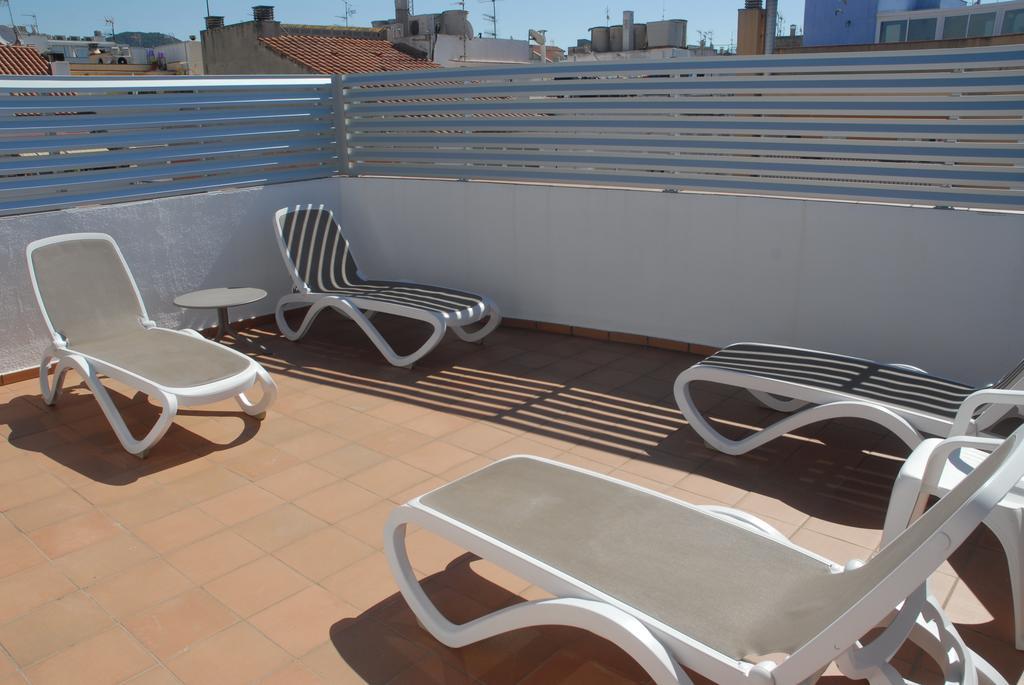 Apartaments Bonaventura 7 Sitges Esterno foto